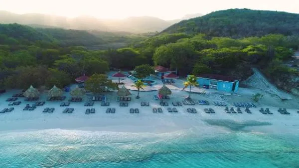 Galería Curazao, Esencia del Caribe
